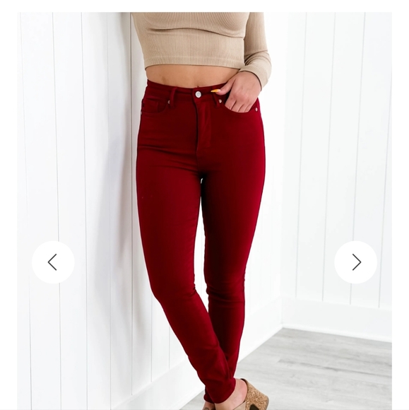 Judy Blue Tummy Control Skinny Jeans - Picture 10 of 16